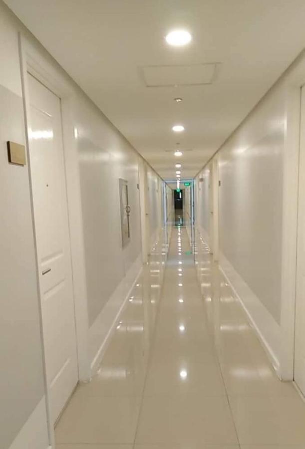 Azure Urban Resort Residence R&C - Paranaque Manila Exterior photo